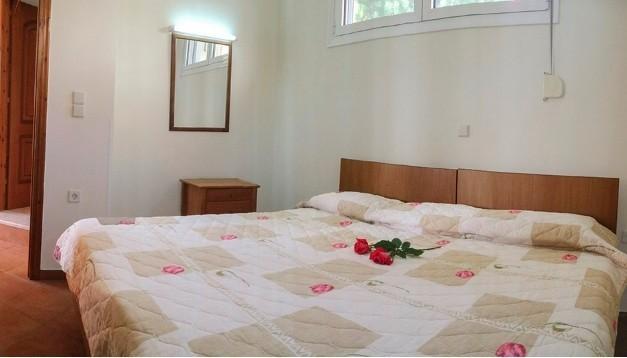 Sungate Beach Rovies Room photo